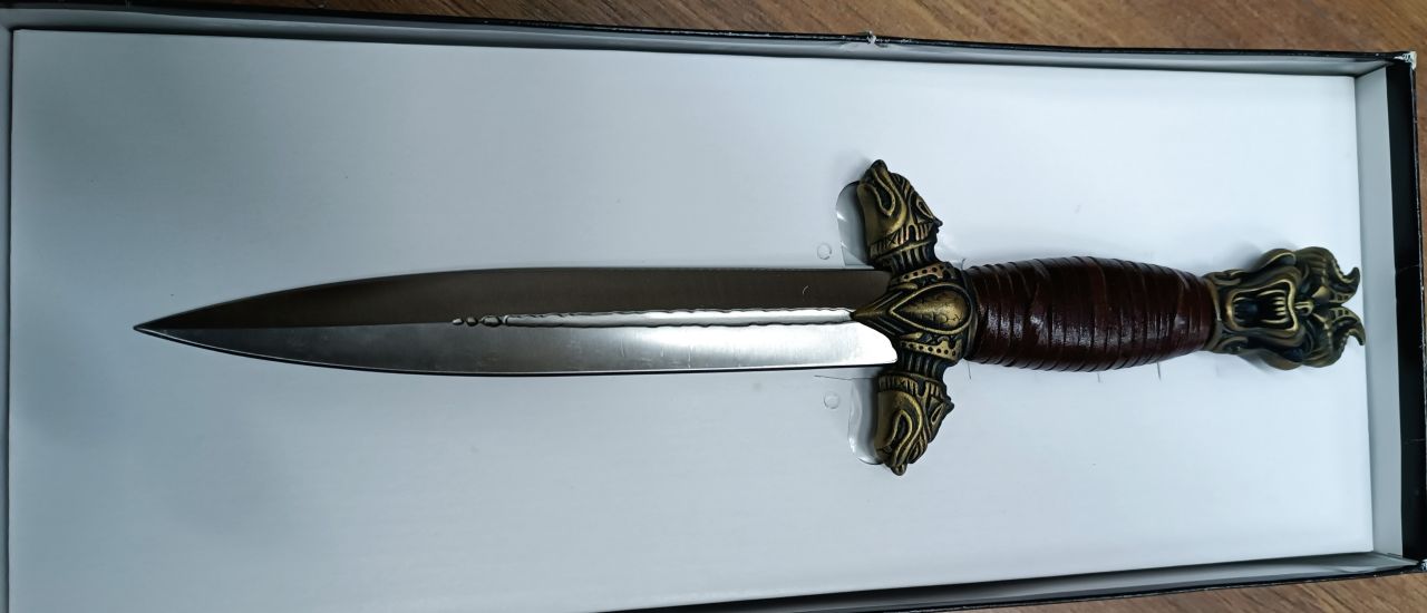 UC1102 United Cutlery Kit Rae Tibeti Tőr UC1102 United Cutlery Kit Rae Tibeti Tőr