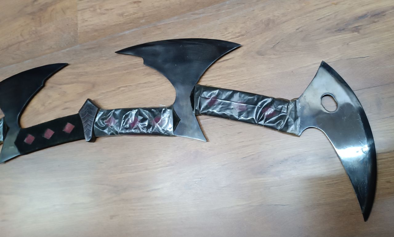 UC3059 Double Blade Crusader Axe