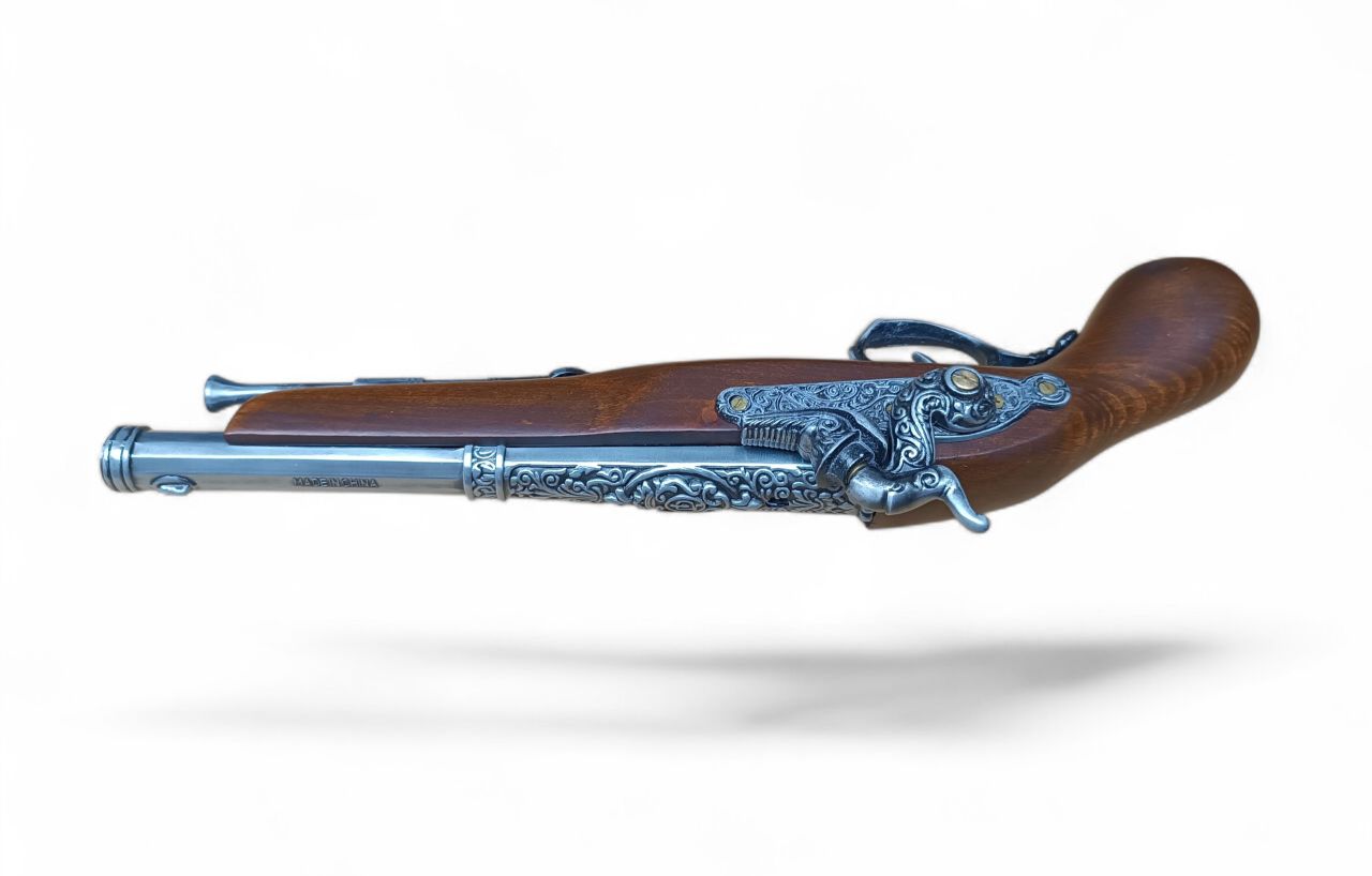 Öngyújtó díszpisztoly