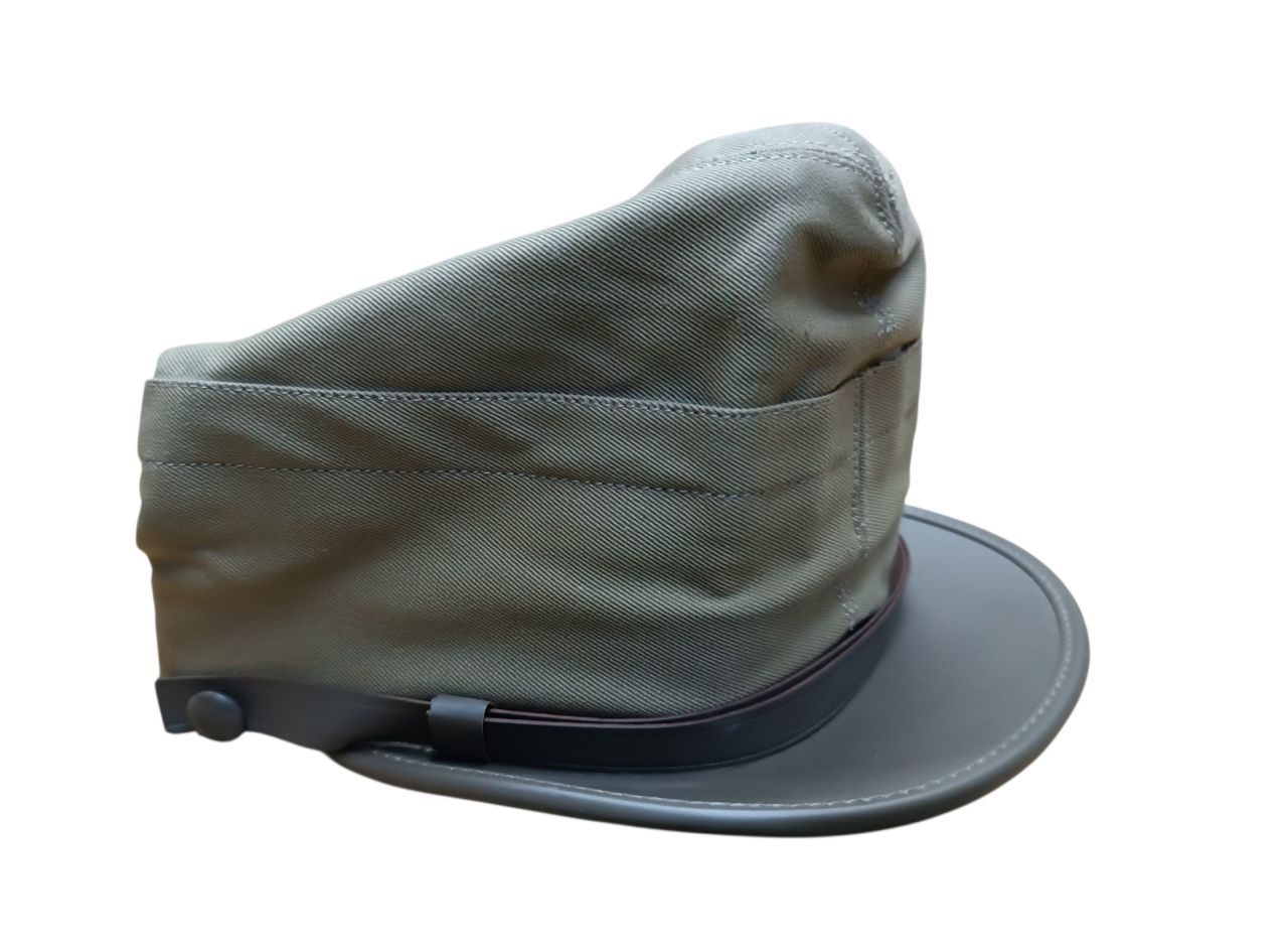 Olasz kimenő sapka – sildes, olívzöld, ködvágó stílus, Made in Italy Olasz kimenő sapka – sildes, olívzöld, ködvágó stílus, Made in Italy