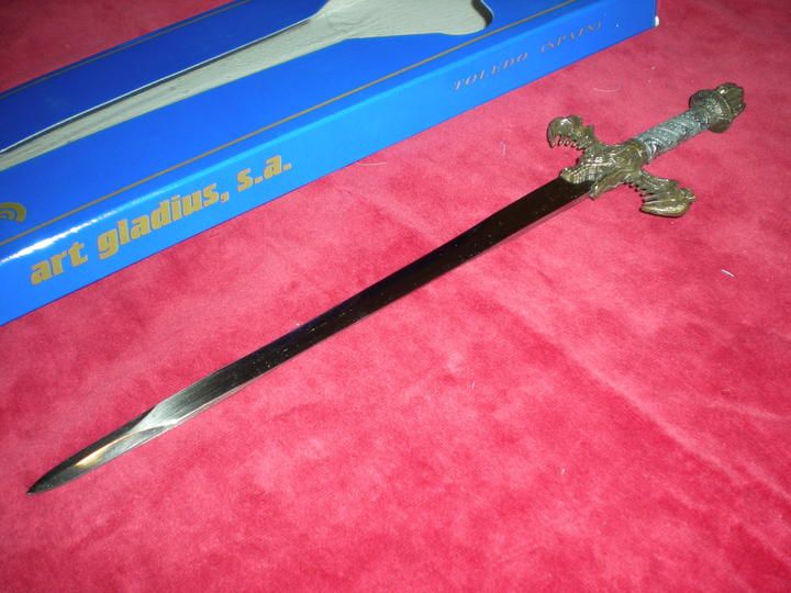 Levélnyitó kard 451