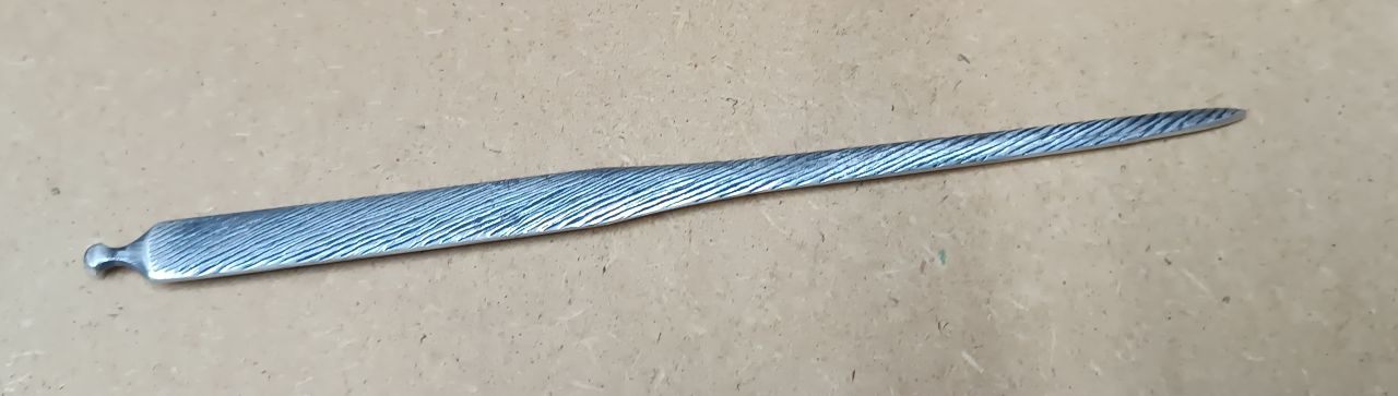 Kogai ezüst színben Kogai ezüst színben