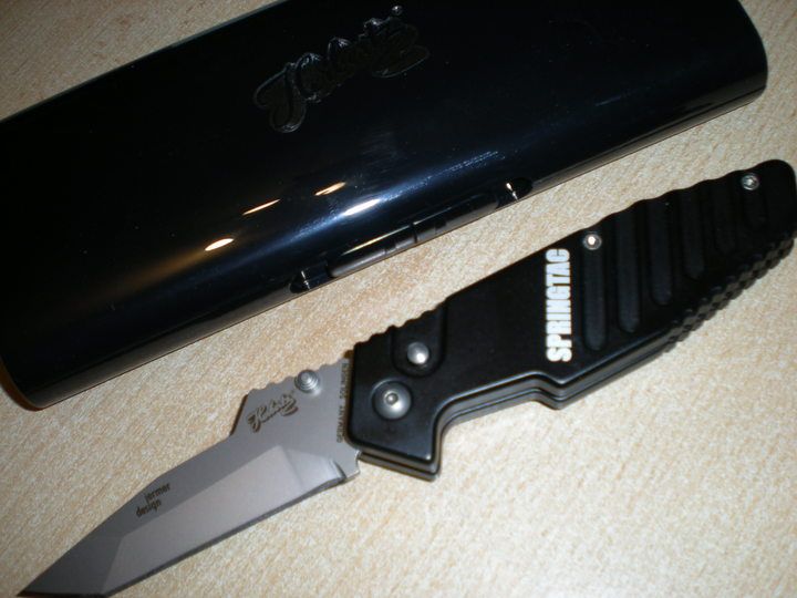 Herbertz automata kés