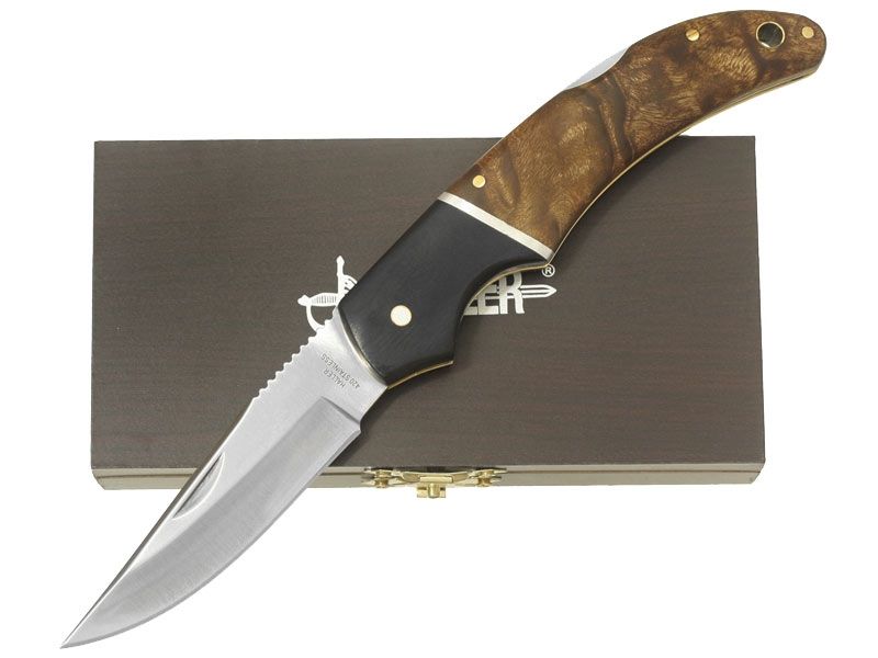 Haller 42940 zsebkés – 8 cm-es 440-es acél penge, gyökér–paliszanderfa nyél, díszdobozos gyűjtői modell Haller 42940 zsebkés – 8 cm-es 440-es acél penge, gyökér–paliszanderfa nyél, díszdobozos gyűjtői modell