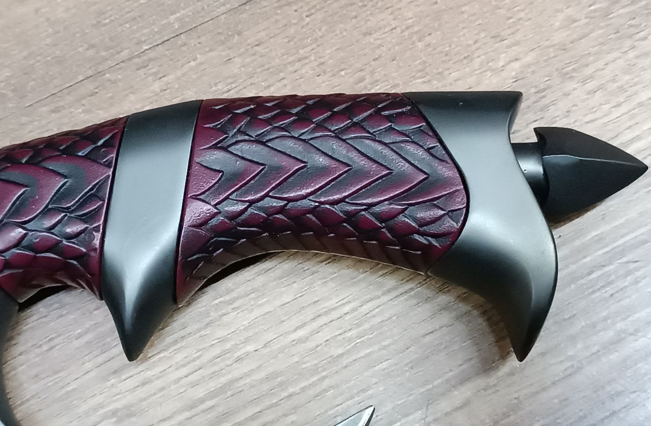 UC898 United Cutlery Dragon Lord 'sárkányúr' tőr