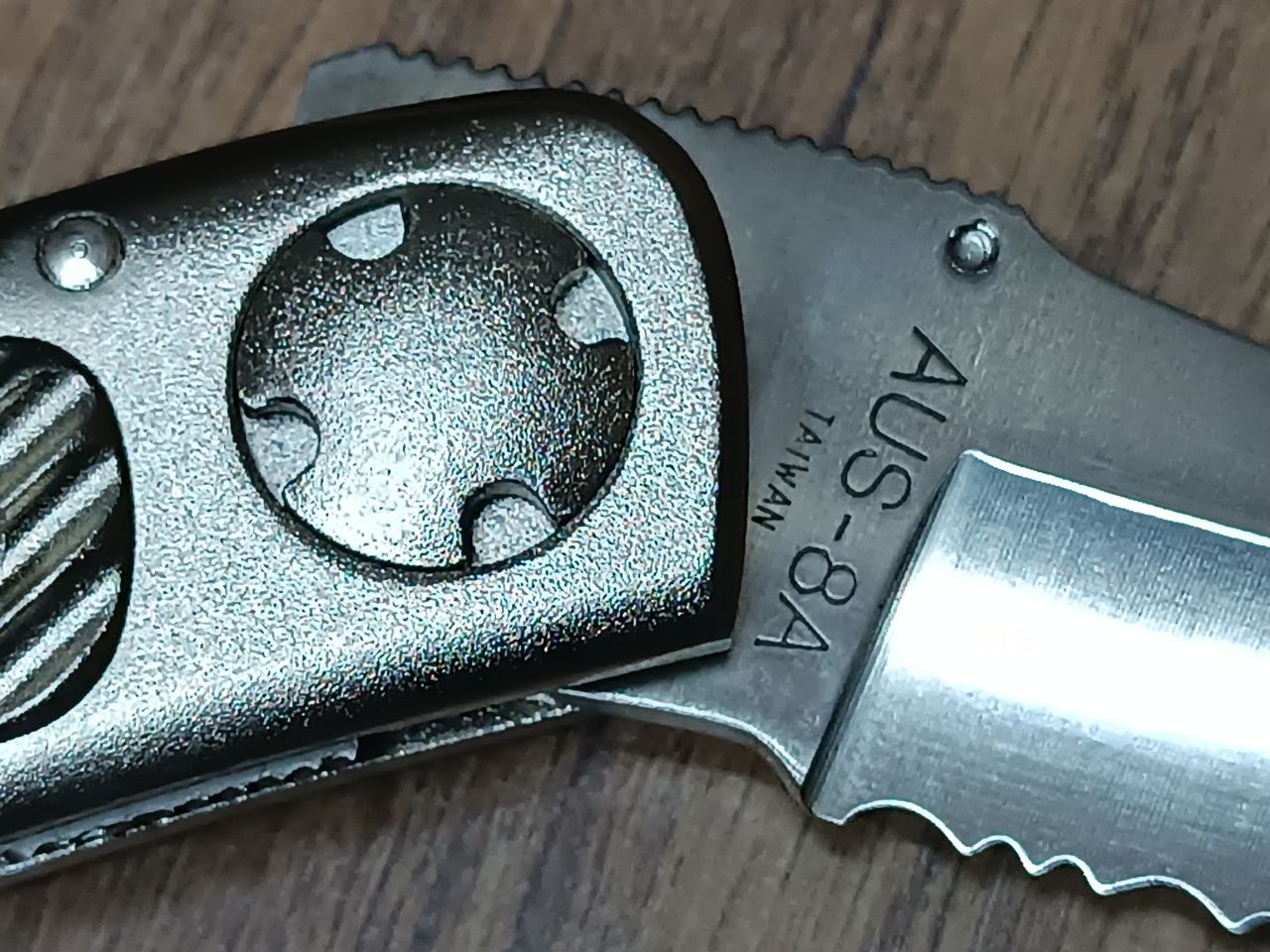 Gigand Tornado – Fred Carter design, vintage taktikai zsebkés (AUS‑8A)
