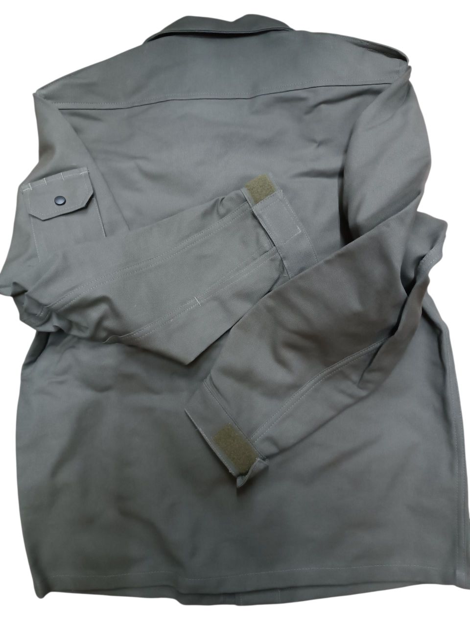 Bundeswehr moleskin zubbony olív színben