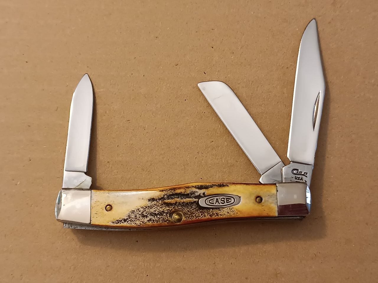 CASE 3 BLADE STAG 00197