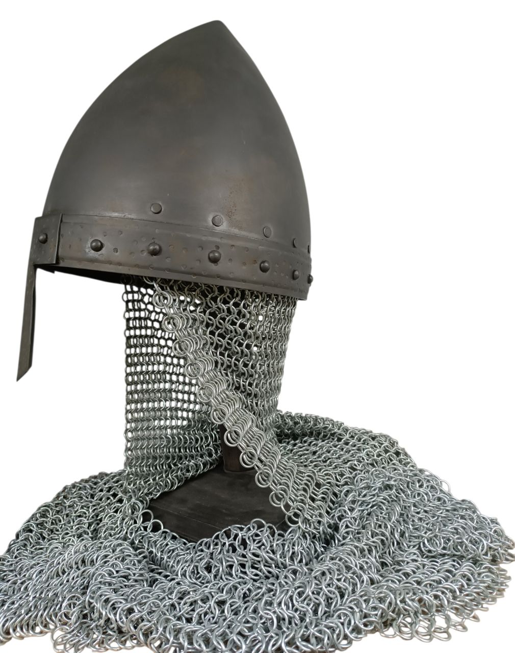 Normann sisak lánccsuklyával 