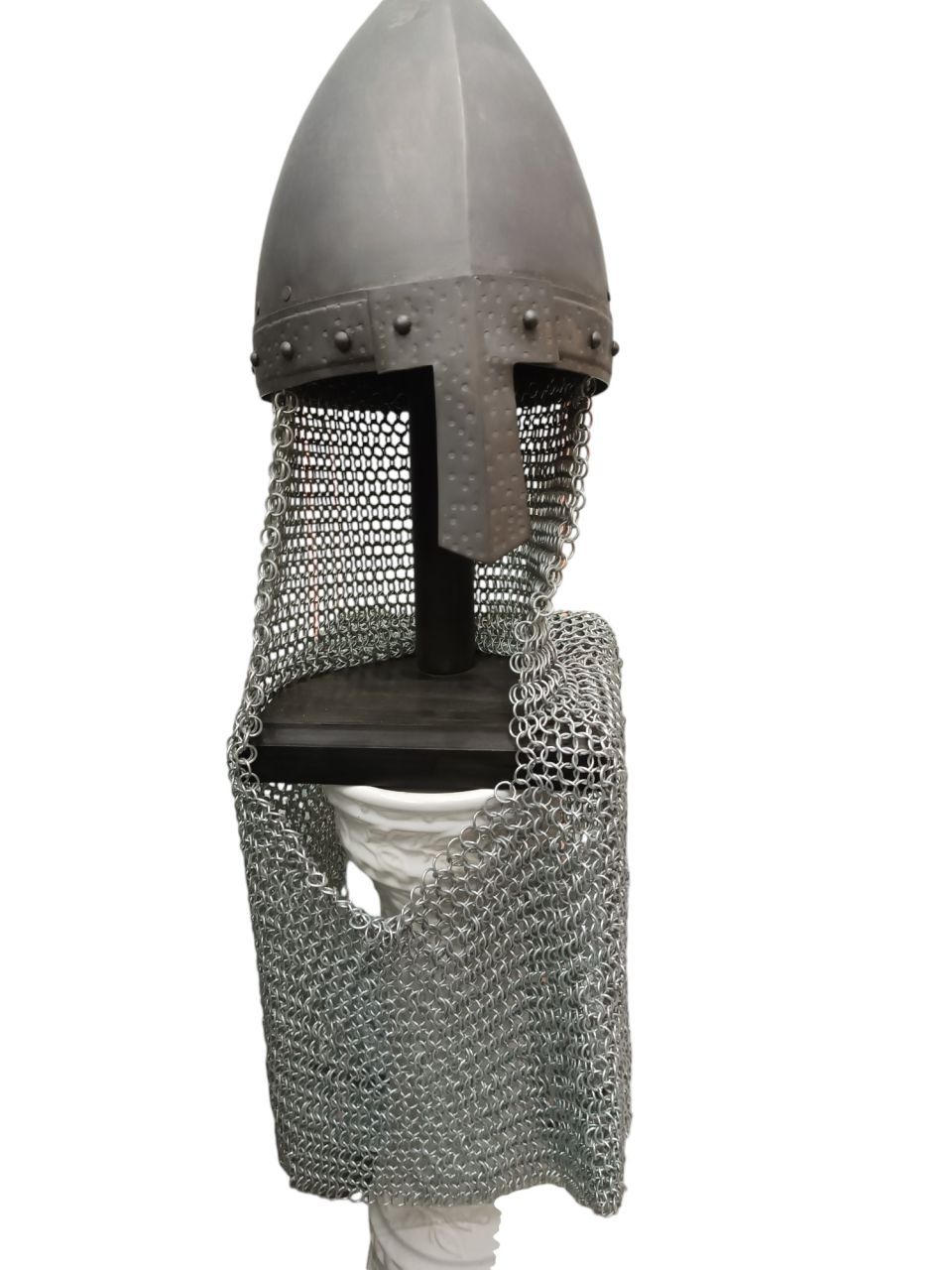 Normann sisak lánccsuklyával 