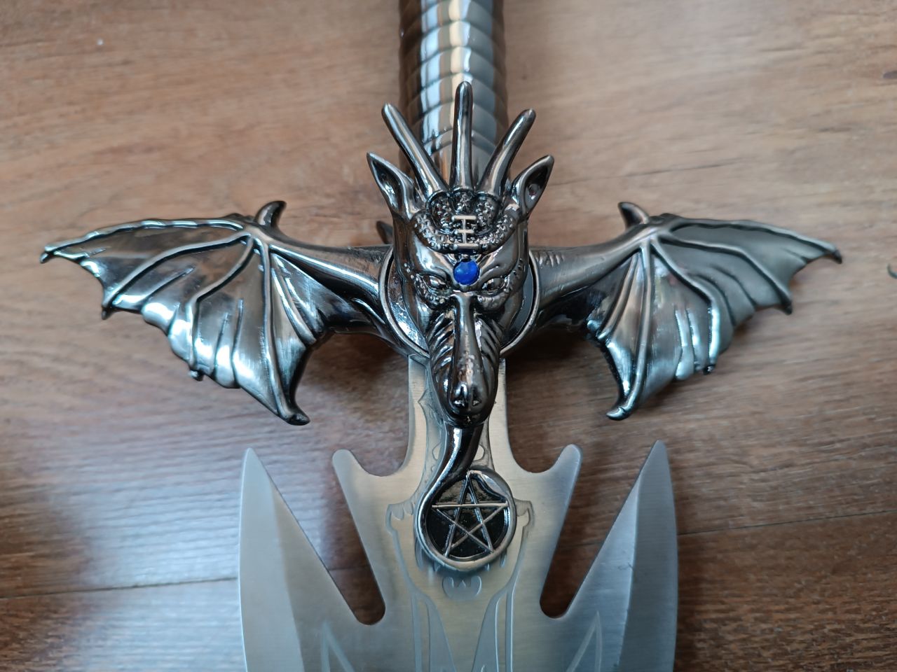 SÁRKÁNY KARD SÁRKÁNY KARD