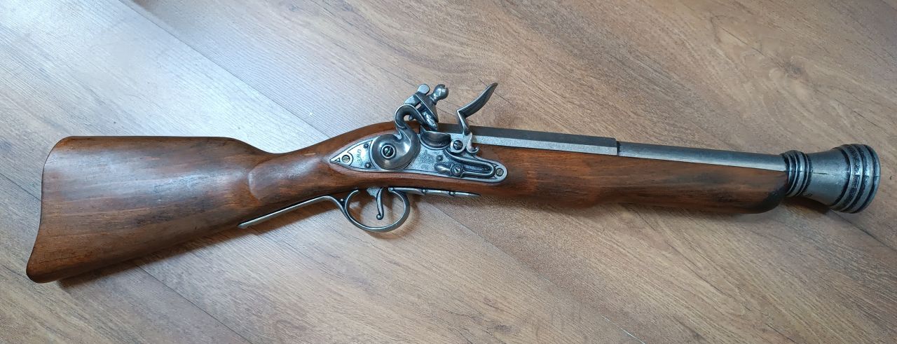 Kovaöves pisztoly Kovaöves pisztoly