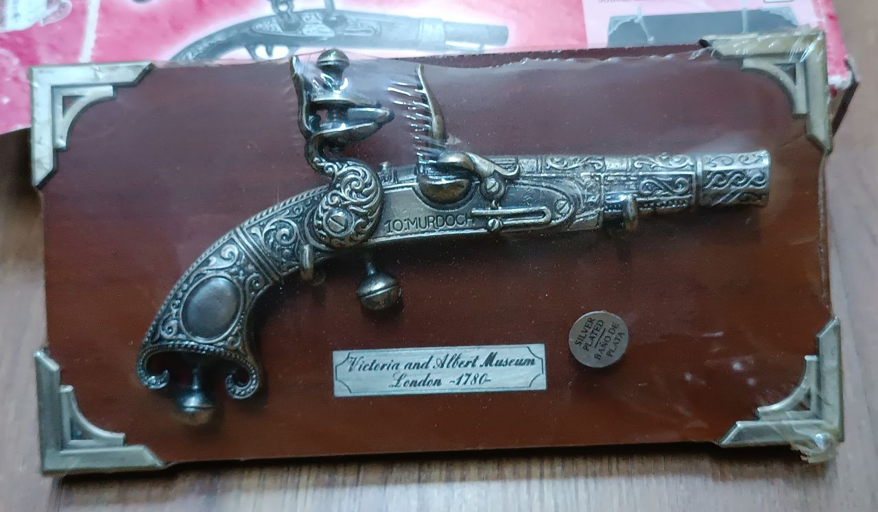 Dekoratív skót pisztolyreplika Dekoratív skót pisztolyreplika