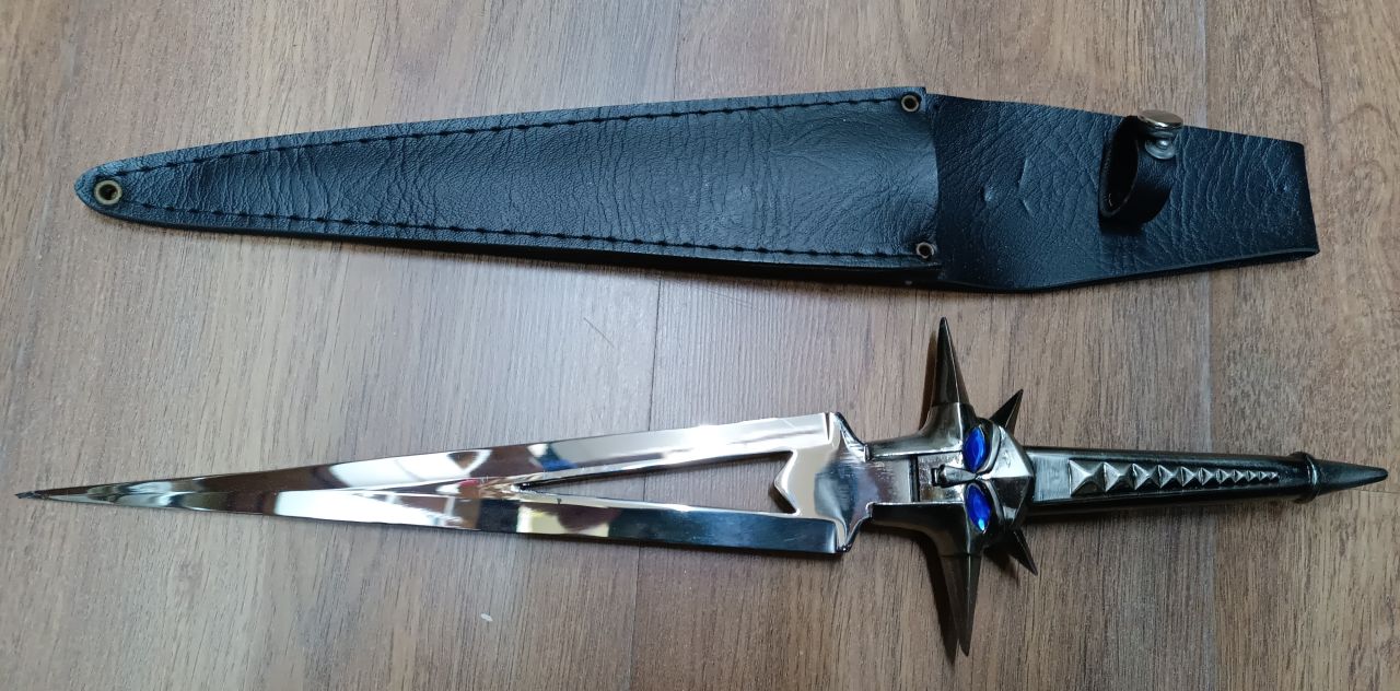 Baykok kardja 'az ördög tükre'