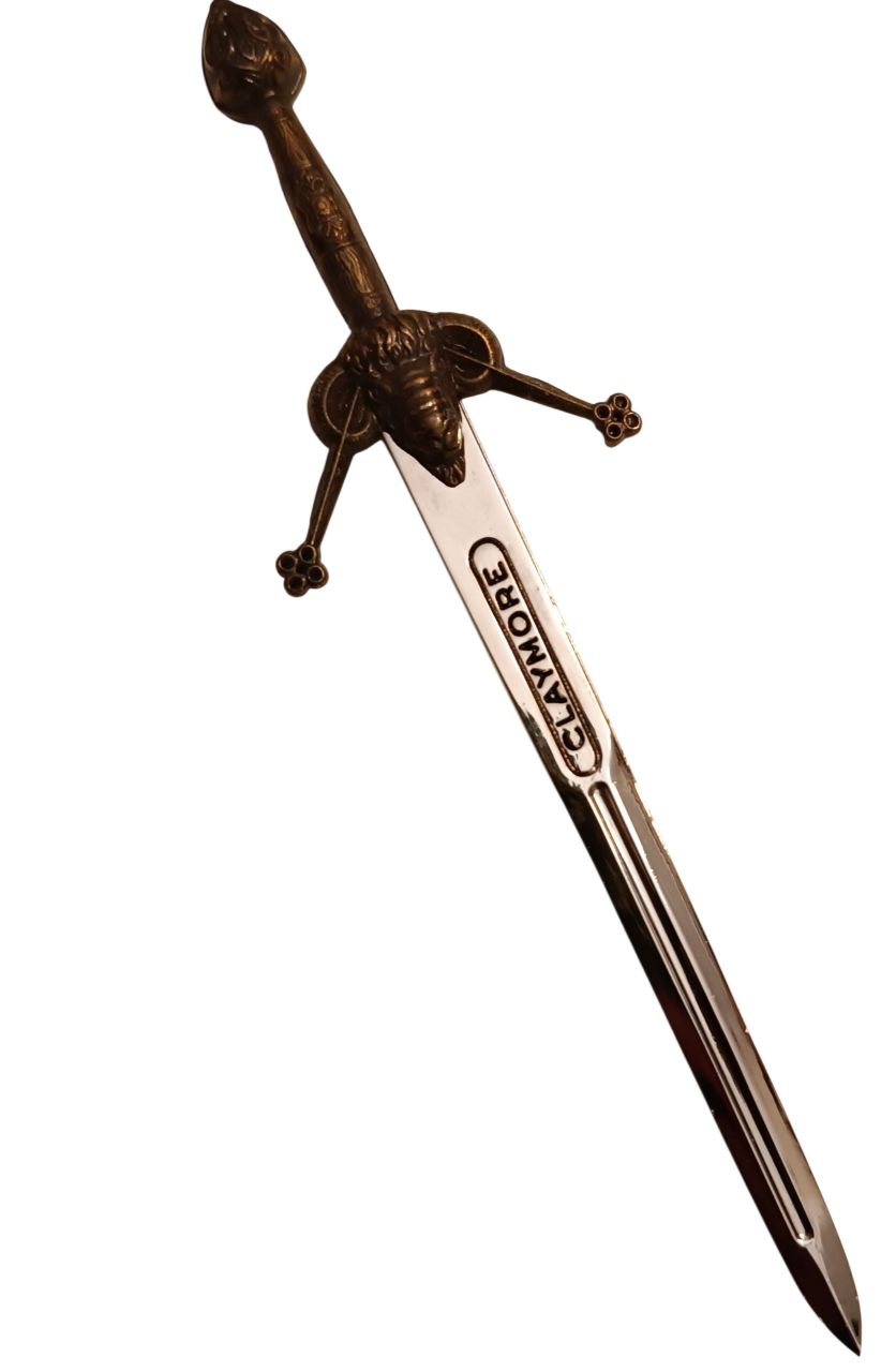 Papír vágó mini díszkard 'CLAYMORE' Papír vágó mini díszkard 'CLAYMORE'