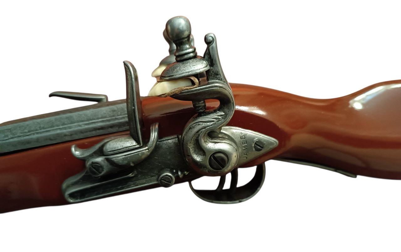 Dupla csövű kovaköves pisztoly