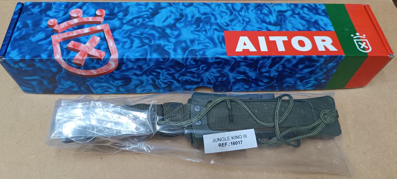 Aitor Jungle King III – B‑széria – sorozatszám: B‑008907 – spanyol túlélőkés