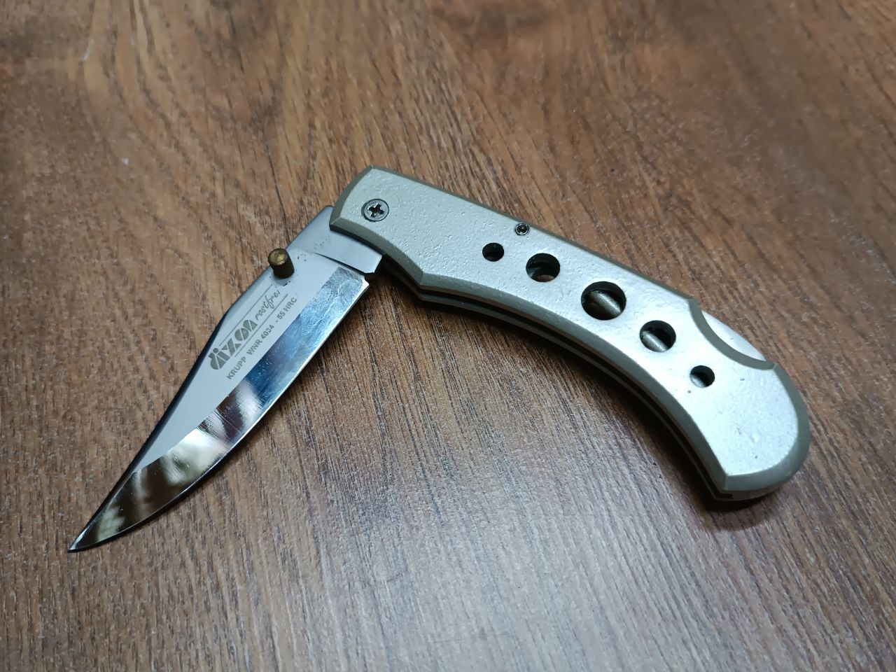Dixon egykezes zsebkés – 75 mm Krupp 1.4034 acél pengével