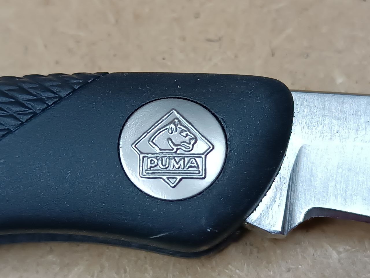Puma Protec II Zytel Solingen Zsebkés Fekete Markolattal