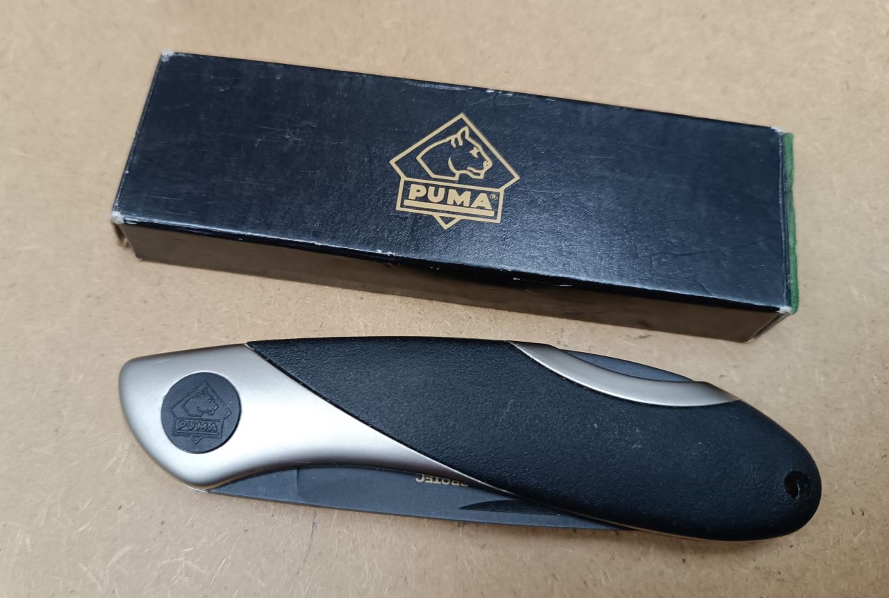 Puma Protec D2 Stahl Solingen Zsebkés Fekete Taktikai Pengével
