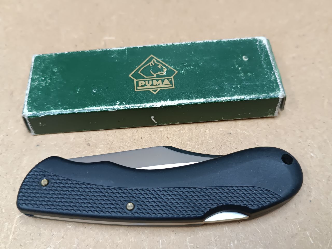 Puma Sportec Zytel Solingen Zsebkés Félfogazott Pengével