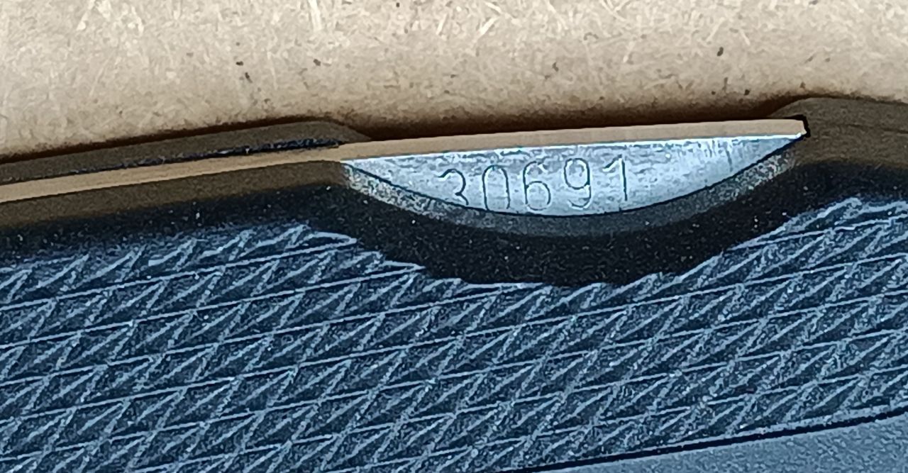 Puma Sportec Zytel Solingen Zsebkés Félfogazott Pengével