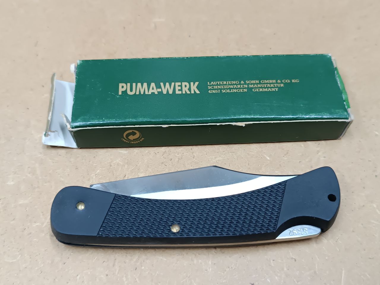 Puma Sergeant Zytel Solingen Zsebkés Fekete Markolattal